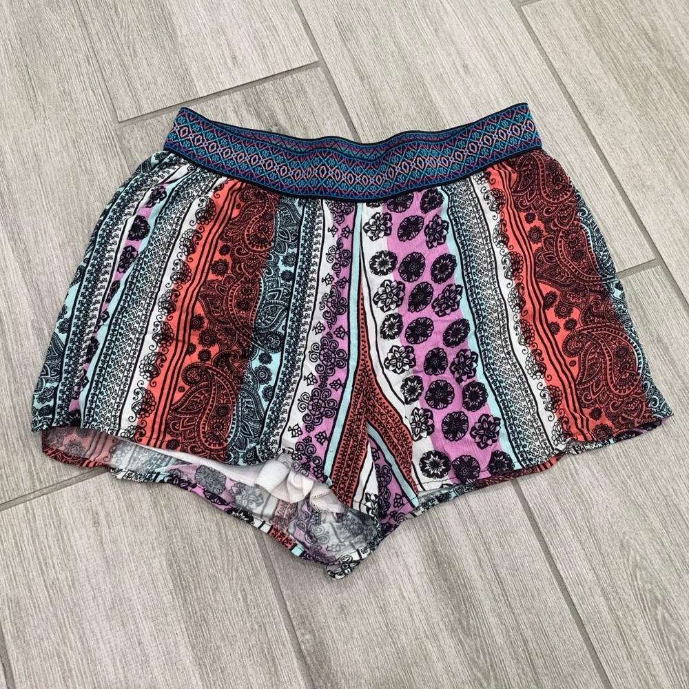 Miami multicolor floral patterned shorts